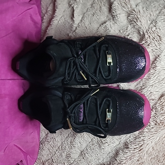 Jordan - Picture 3 of 3